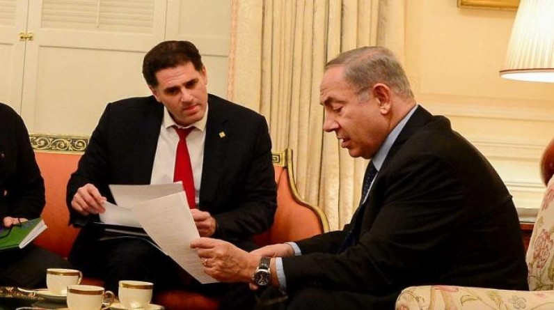 غضب في الليكود: نتنياهو يسعى لتعيين ديرمر وزيرا للخارجية